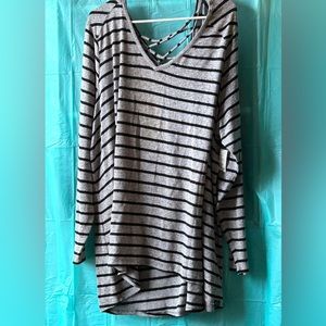 Livi Active Plus Size Top